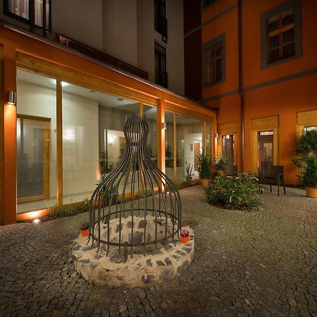 Ea Embassy Prague Hotel Exterior photo