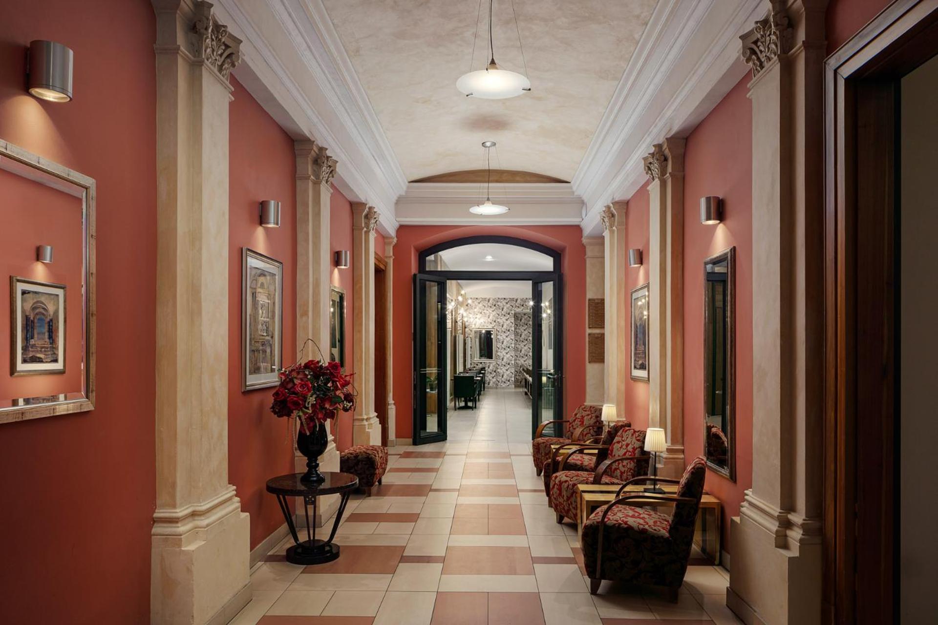 Ea Embassy Prague Hotel Exterior photo