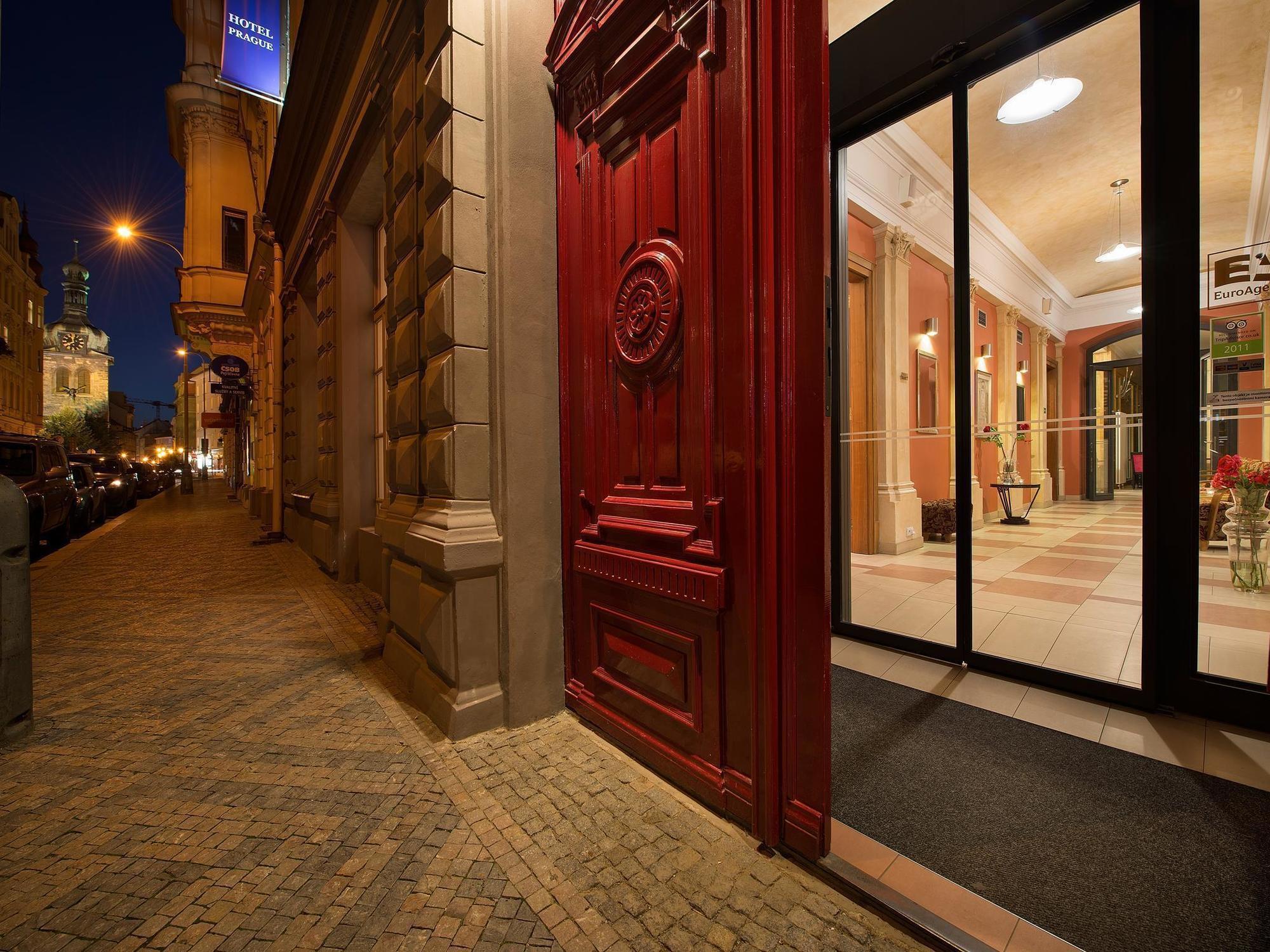 Ea Embassy Prague Hotel Exterior photo